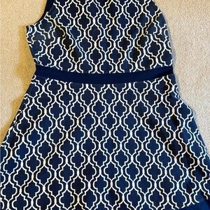 Lands End 16p Navy and White Patterned dress with pockets
